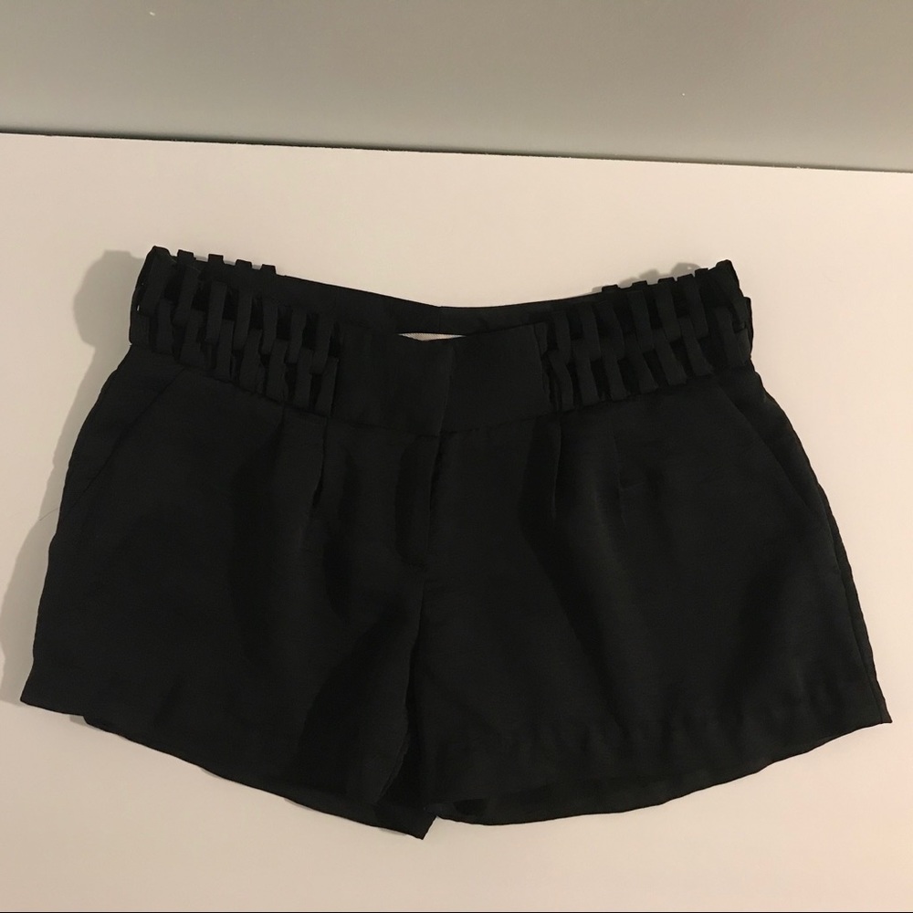 BCBGeneration black flowy shorts